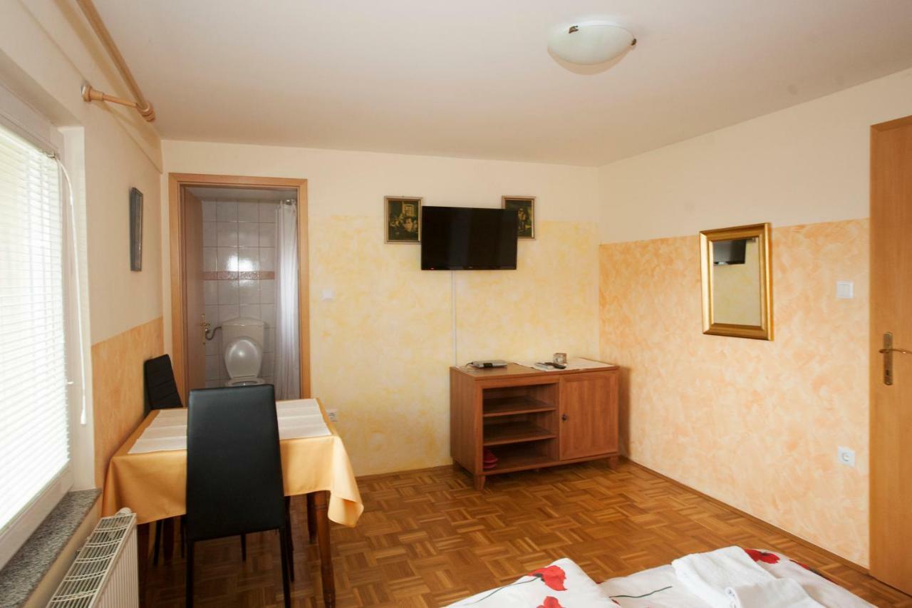 Guest House Celan Spodnja Hajdina Luaran gambar